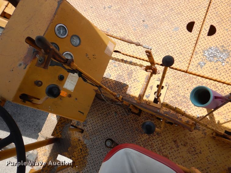 image for item DJ0447 Koehring K  chip spreader