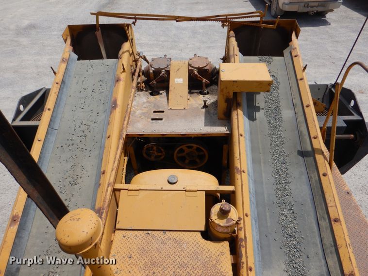 image for item DJ0447 Koehring K  chip spreader