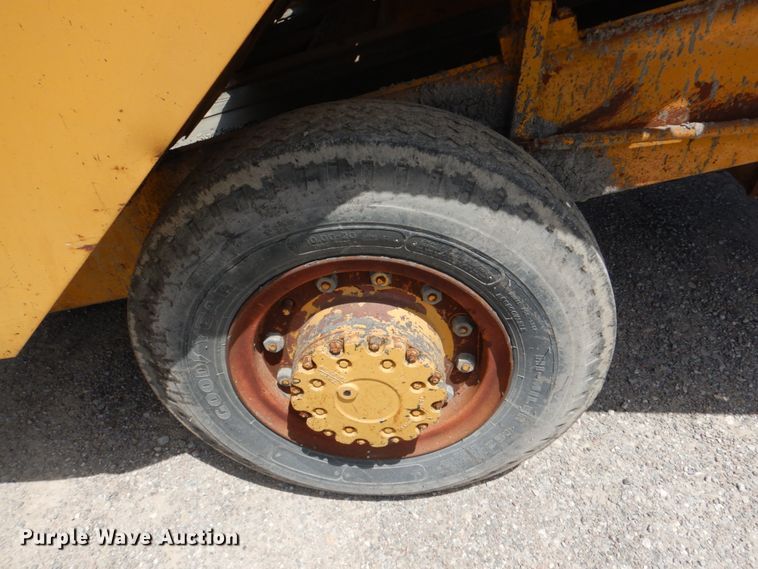 image for item DJ0447 Koehring K  chip spreader