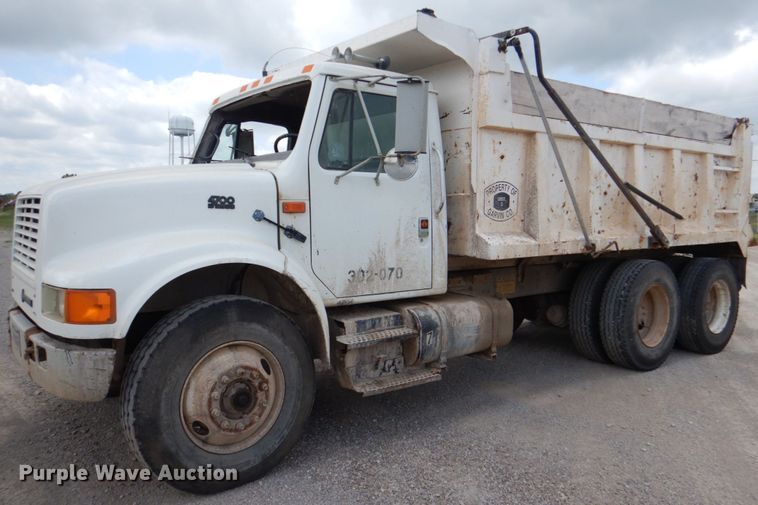 image for item DJ0449 1991 International 4900  dump truck