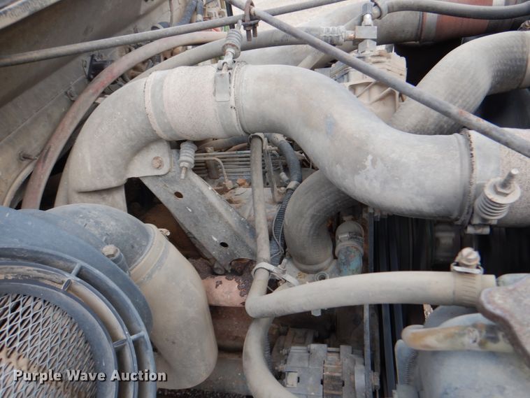 image for item DJ0449 1991 International 4900  dump truck