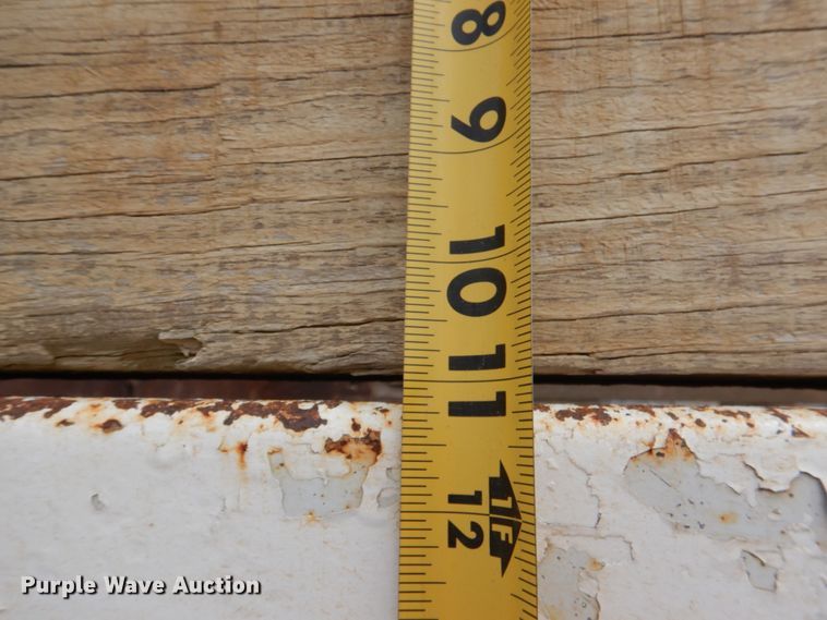 image for item DJ0449 1991 International 4900  dump truck