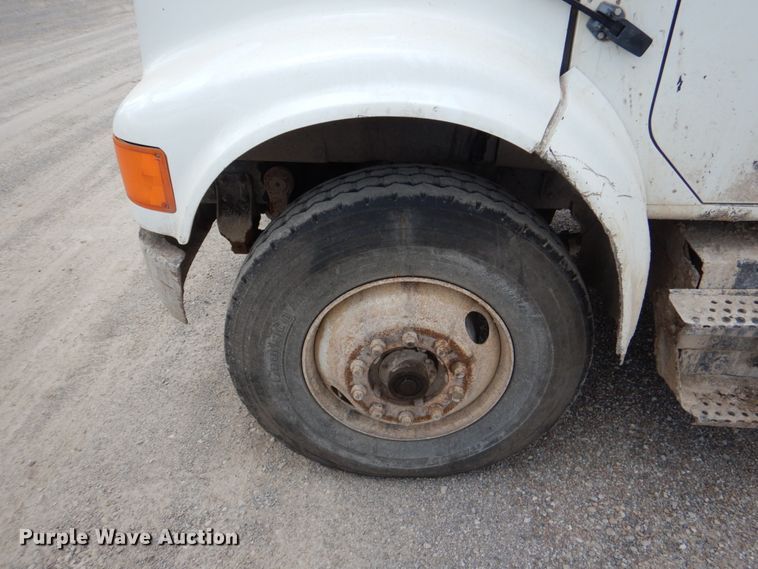 image for item DJ0449 1991 International 4900  dump truck