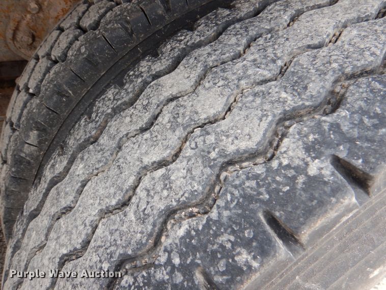 image for item DJ0449 1991 International 4900  dump truck