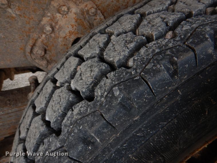 image for item DJ0449 1991 International 4900  dump truck