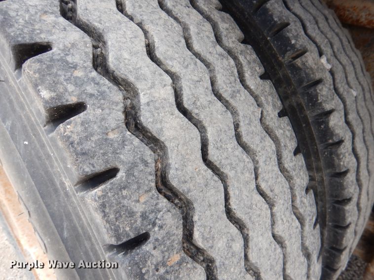 image for item DJ0449 1991 International 4900  dump truck