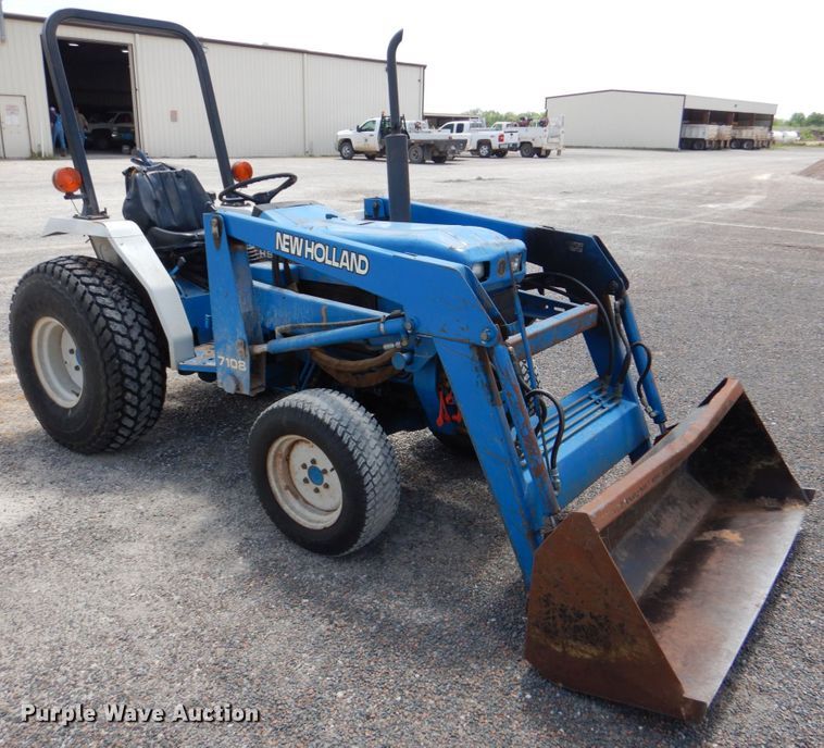 image for item DJ0451 1995 New Holland 1620  tractor