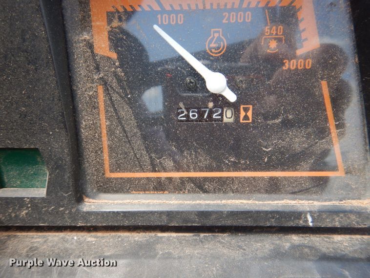 image for item DJ0451 1995 New Holland 1620  tractor