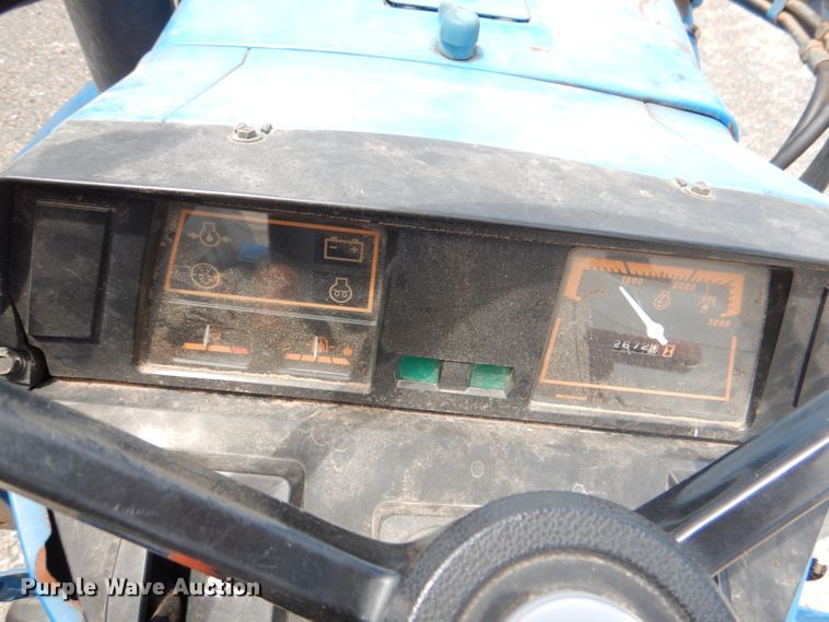 image for item DJ0451 1995 New Holland 1620  tractor