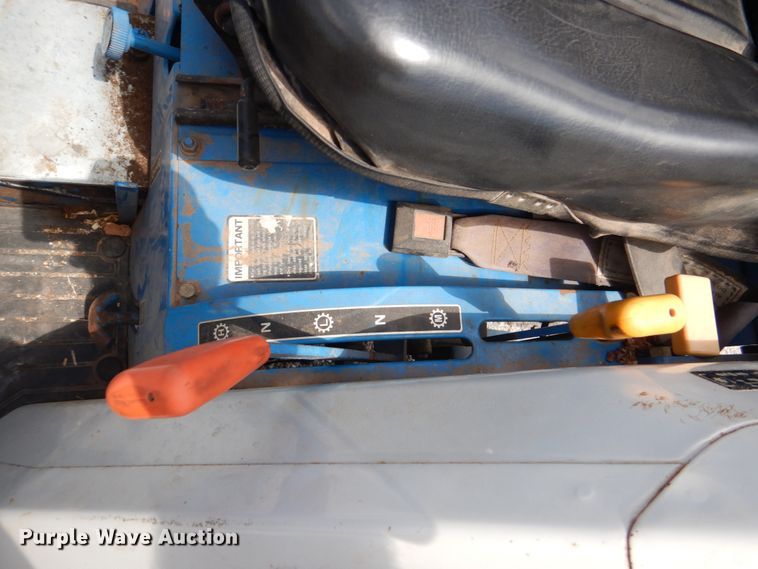 image for item DJ0451 1995 New Holland 1620  tractor