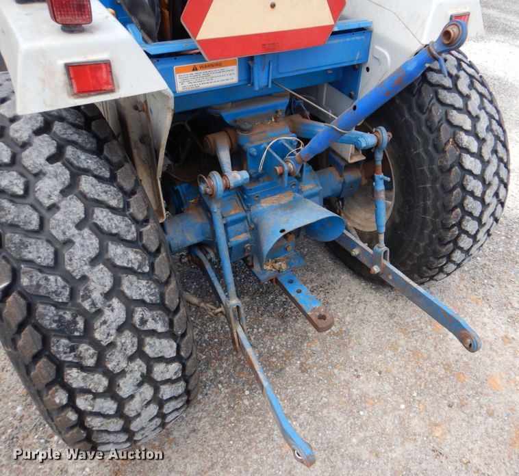 image for item DJ0451 1995 New Holland 1620  tractor