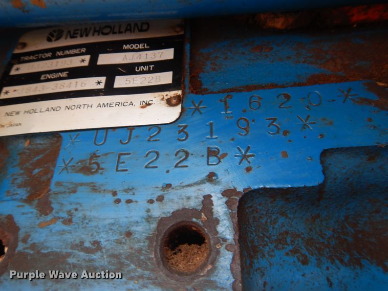 image for item DJ0451 1995 New Holland 1620  tractor