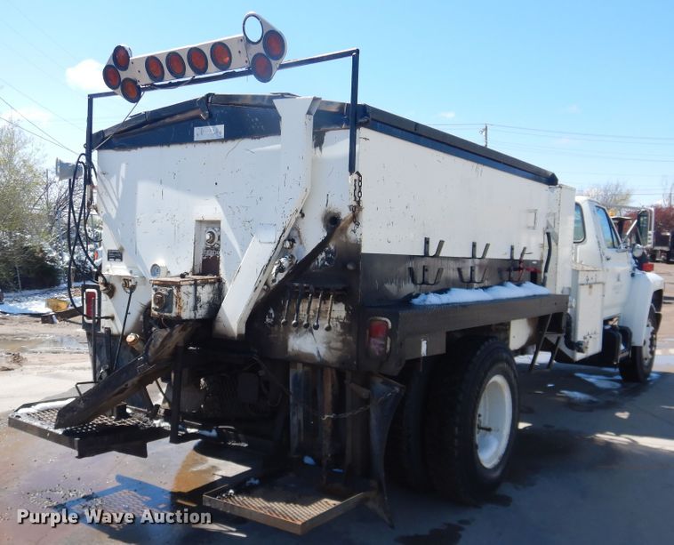 image for item DJ1209 1992 Ford F700  pot hole patcher truck
