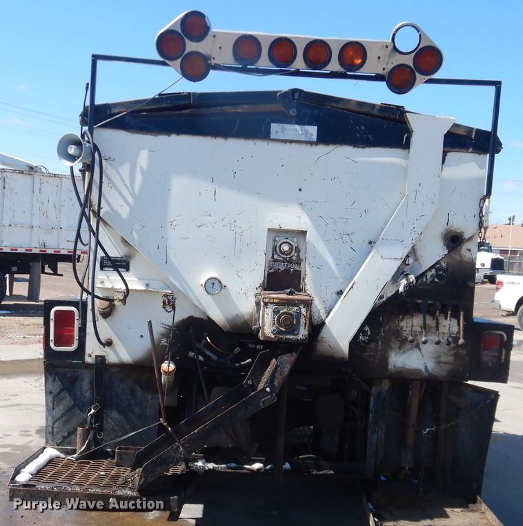 image for item DJ1209 1992 Ford F700  pot hole patcher truck