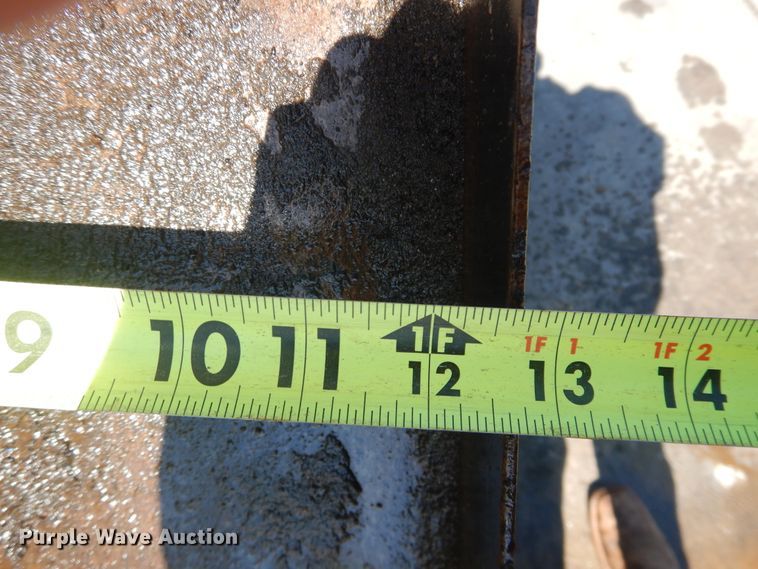 image for item DJ1209 1992 Ford F700  pot hole patcher truck