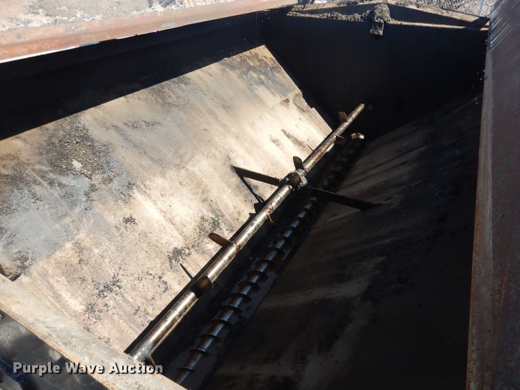 image for item DJ1209 1992 Ford F700  pot hole patcher truck