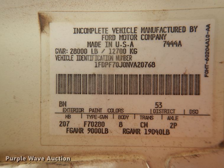 image for item DJ1209 1992 Ford F700  pot hole patcher truck