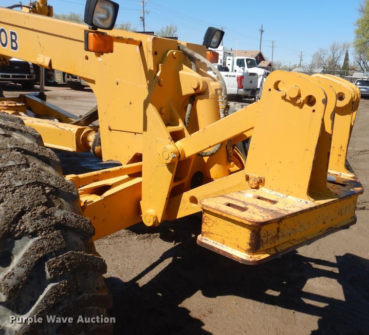 image for item DJ1211 1988 John Deere 670B  motor grader