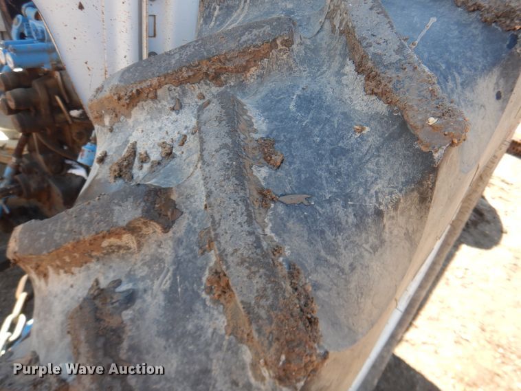 image for item DJ1212 Ford G610  tractor