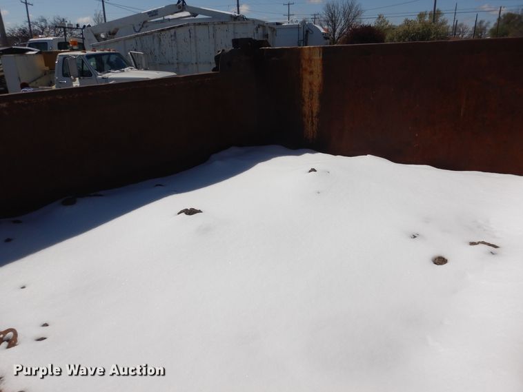 image for item DJ1214 1994 Ford F700  dump truck