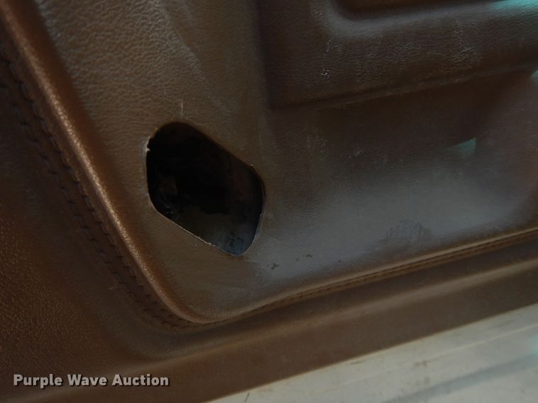 image for item DJ1214 1994 Ford F700  dump truck