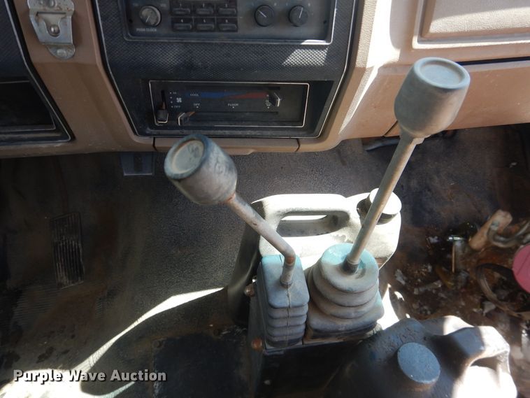 image for item DJ1214 1994 Ford F700  dump truck