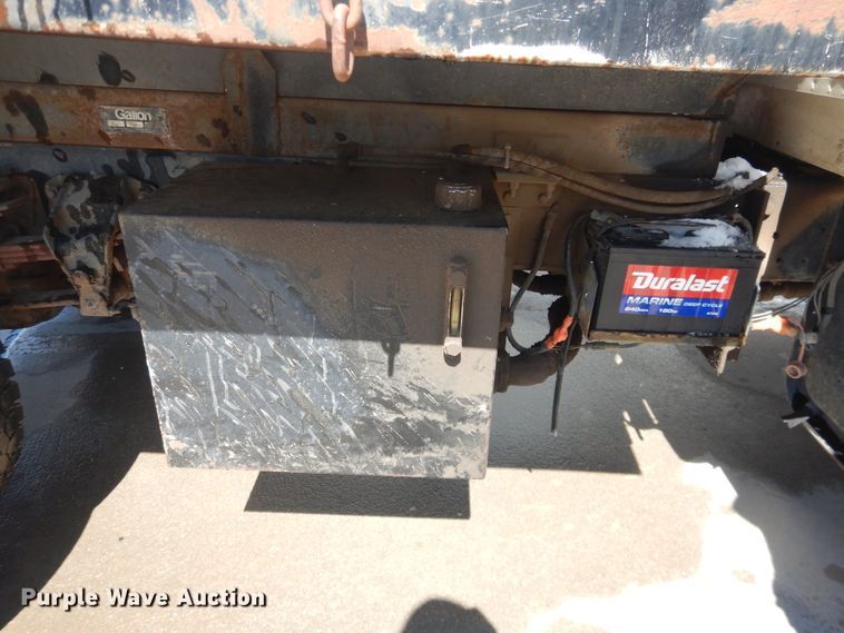 image for item DJ1214 1994 Ford F700  dump truck