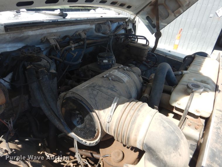 image for item DJ1214 1994 Ford F700  dump truck