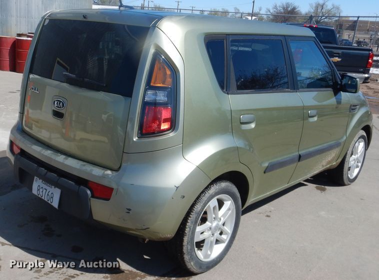 image for item DJ1215 2010 Kia Soul