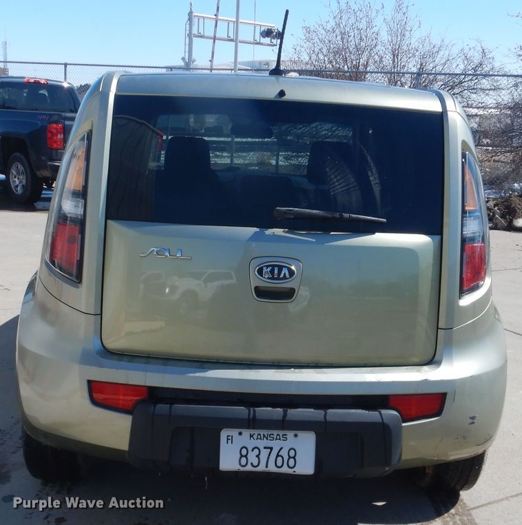 image for item DJ1215 2010 Kia Soul