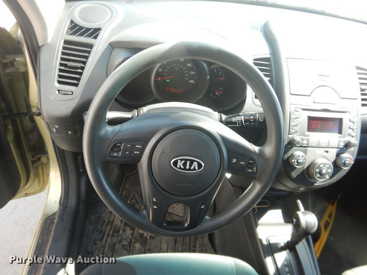 image for item DJ1215 2010 Kia Soul