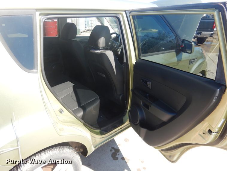 image for item DJ1215 2010 Kia Soul