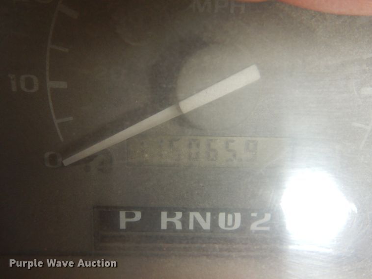 image for item DJ1218 1995 Ford F350  box truck