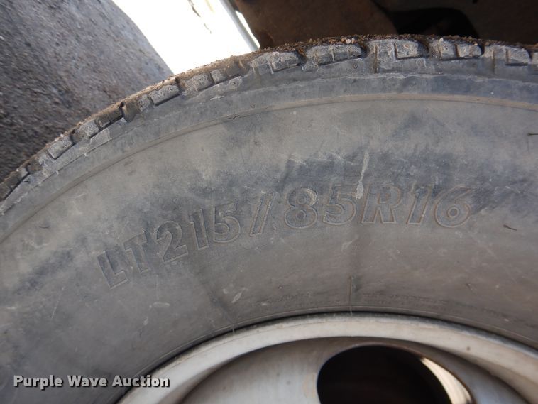 image for item DJ1218 1995 Ford F350  box truck