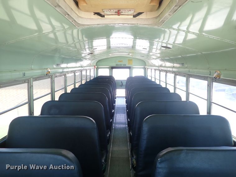image for item DJ5660 1996 International 3800  Thomas school bus