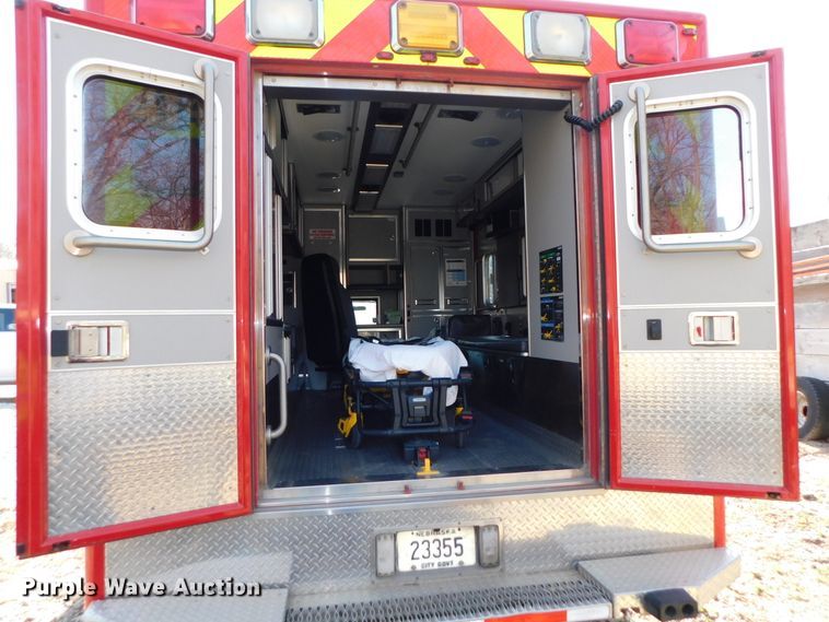 image for item DK8496 2012 Ford F450 Super Duty XLT  ambulance