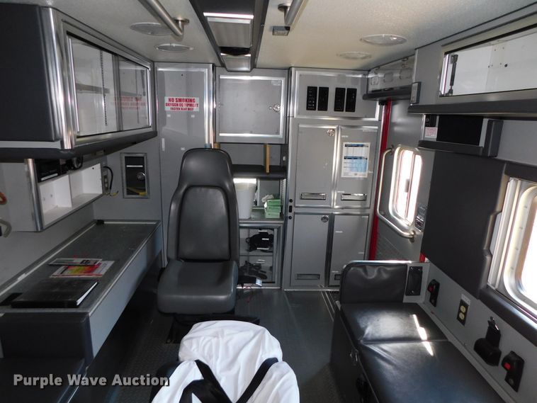 image for item DK8496 2012 Ford F450 Super Duty XLT  ambulance