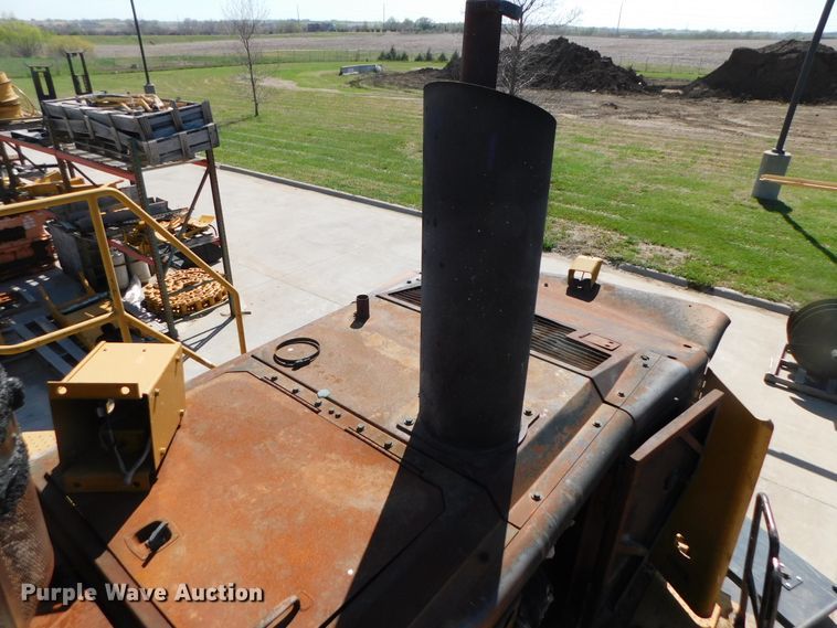 image for item DK8528 2011 Caterpillar 826H  landfill compactor