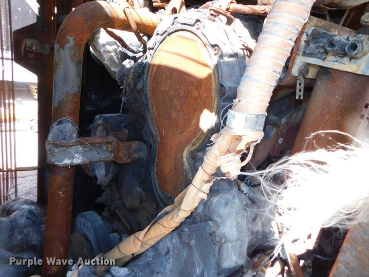 image for item DK8528 2011 Caterpillar 826H  landfill compactor