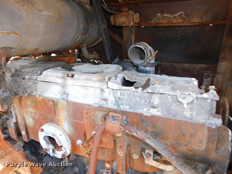 image for item DK8528 2011 Caterpillar 826H  landfill compactor