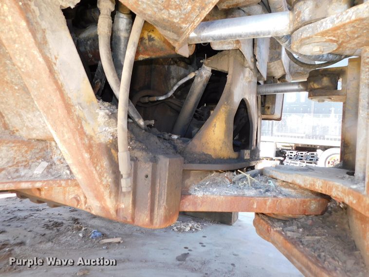 image for item DK8528 2011 Caterpillar 826H  landfill compactor