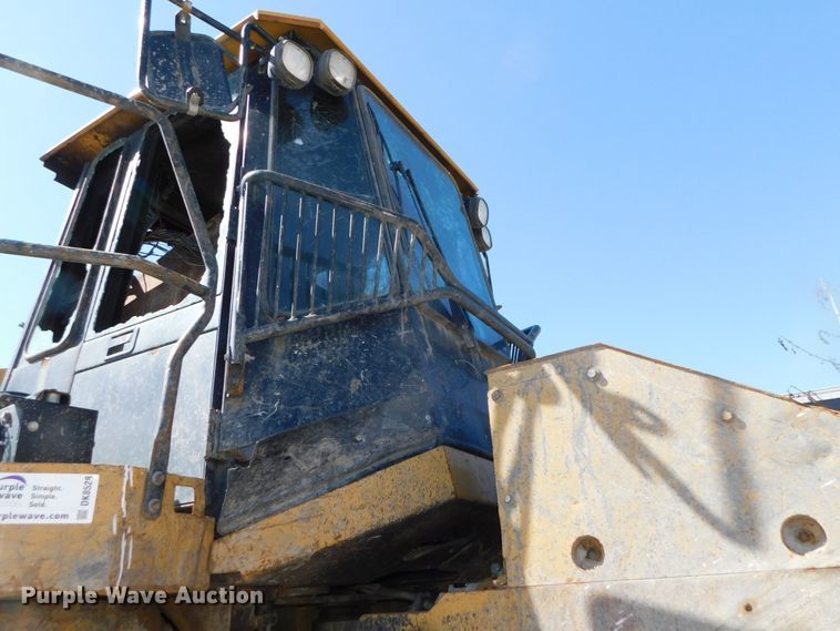 image for item DK8528 2011 Caterpillar 826H  landfill compactor