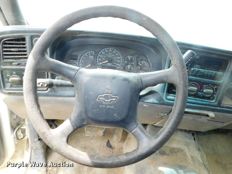 image for item DK8529 2001 Chevrolet Tahoe  SUV