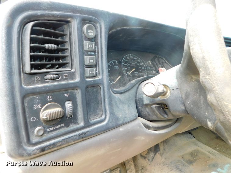 image for item DK8529 2001 Chevrolet Tahoe  SUV