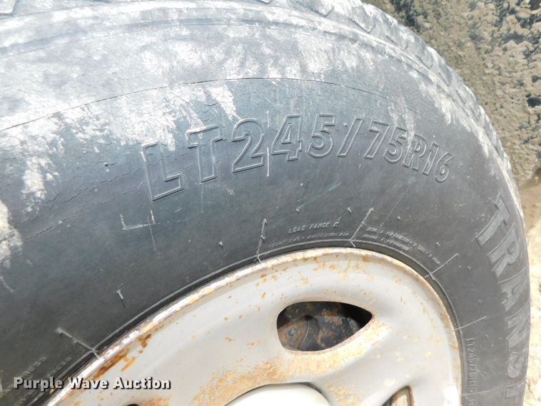 image for item DK8529 2001 Chevrolet Tahoe  SUV