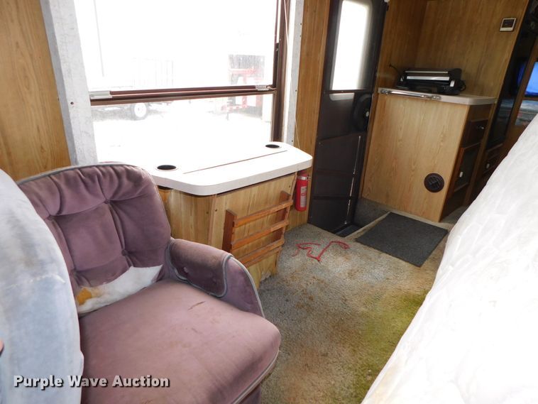 image for item DK8535 1986 Ford E350  RV