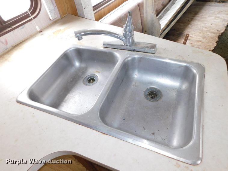 image for item DK8535 1986 Ford E350  RV