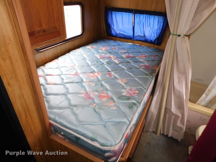 image for item DK8535 1986 Ford E350  RV