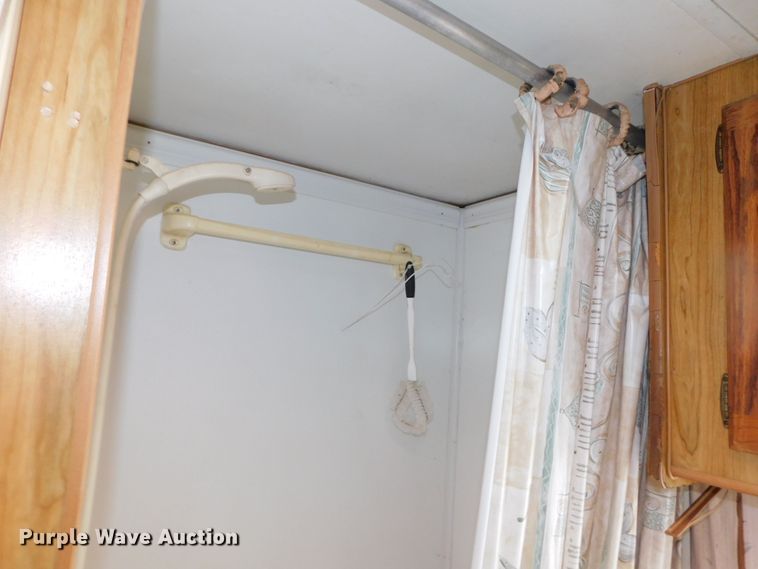 image for item DK8535 1986 Ford E350  RV