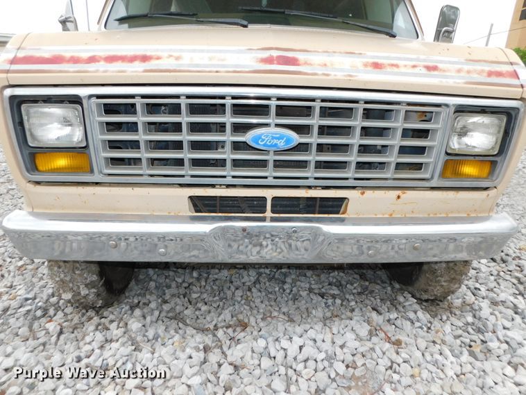 image for item DK8535 1986 Ford E350  RV